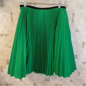 SOLD ❌ Vintage Green Skirt Pleated Accordion Pleats